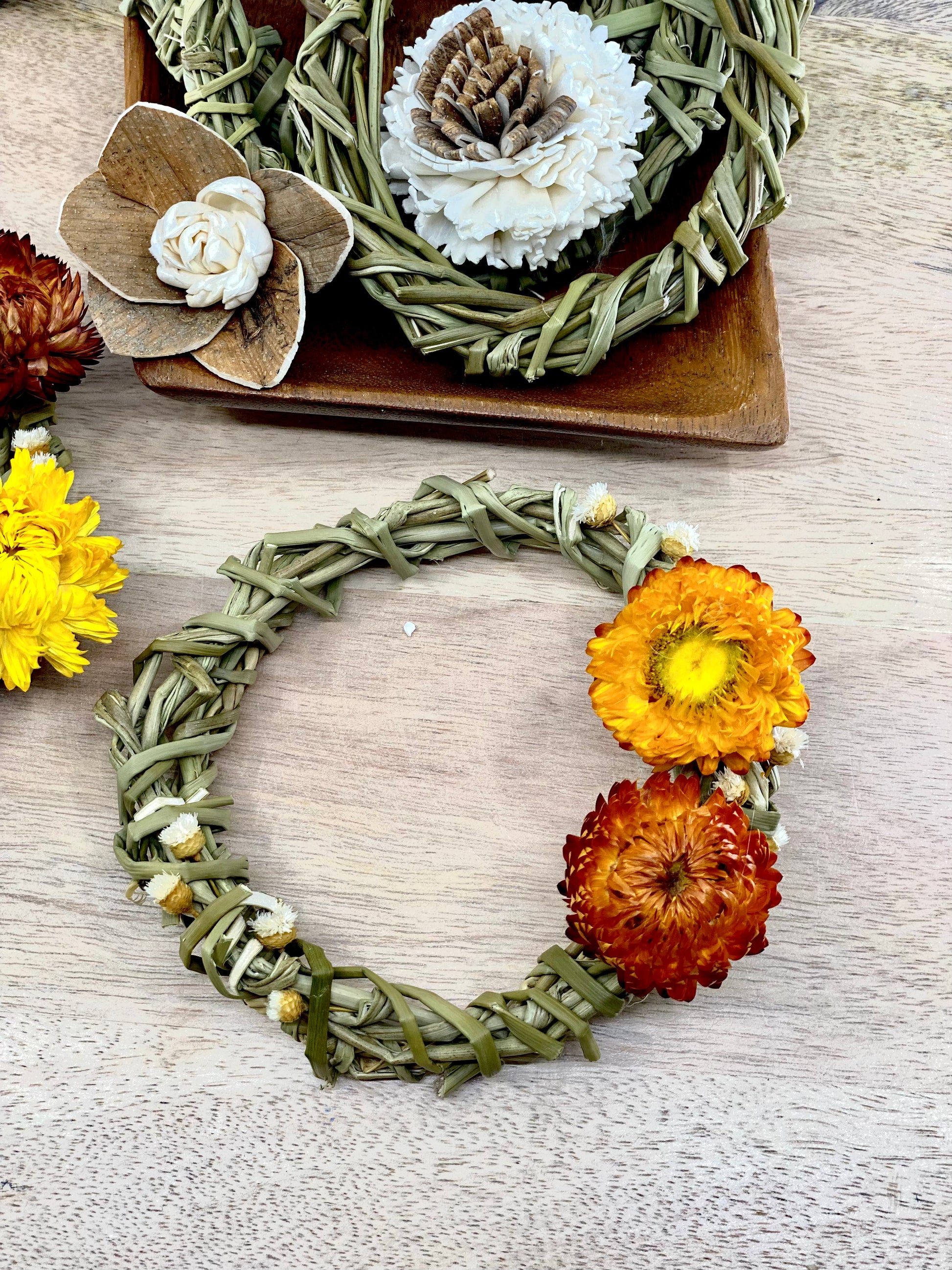 Summer Harvest, Sweetgrass Wreath Ornaments, 4” Sunsum®