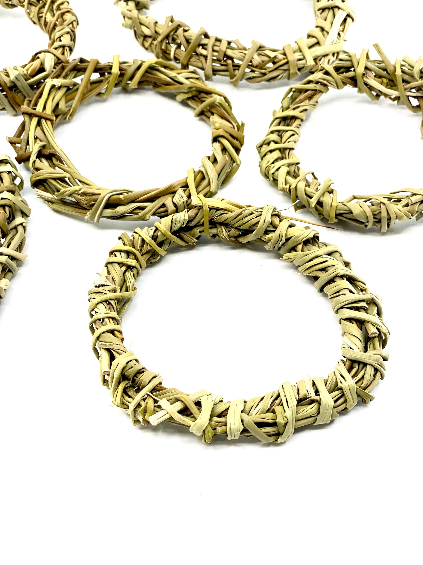 Sweetgrass Wreath Forms, 4” Sunsum®