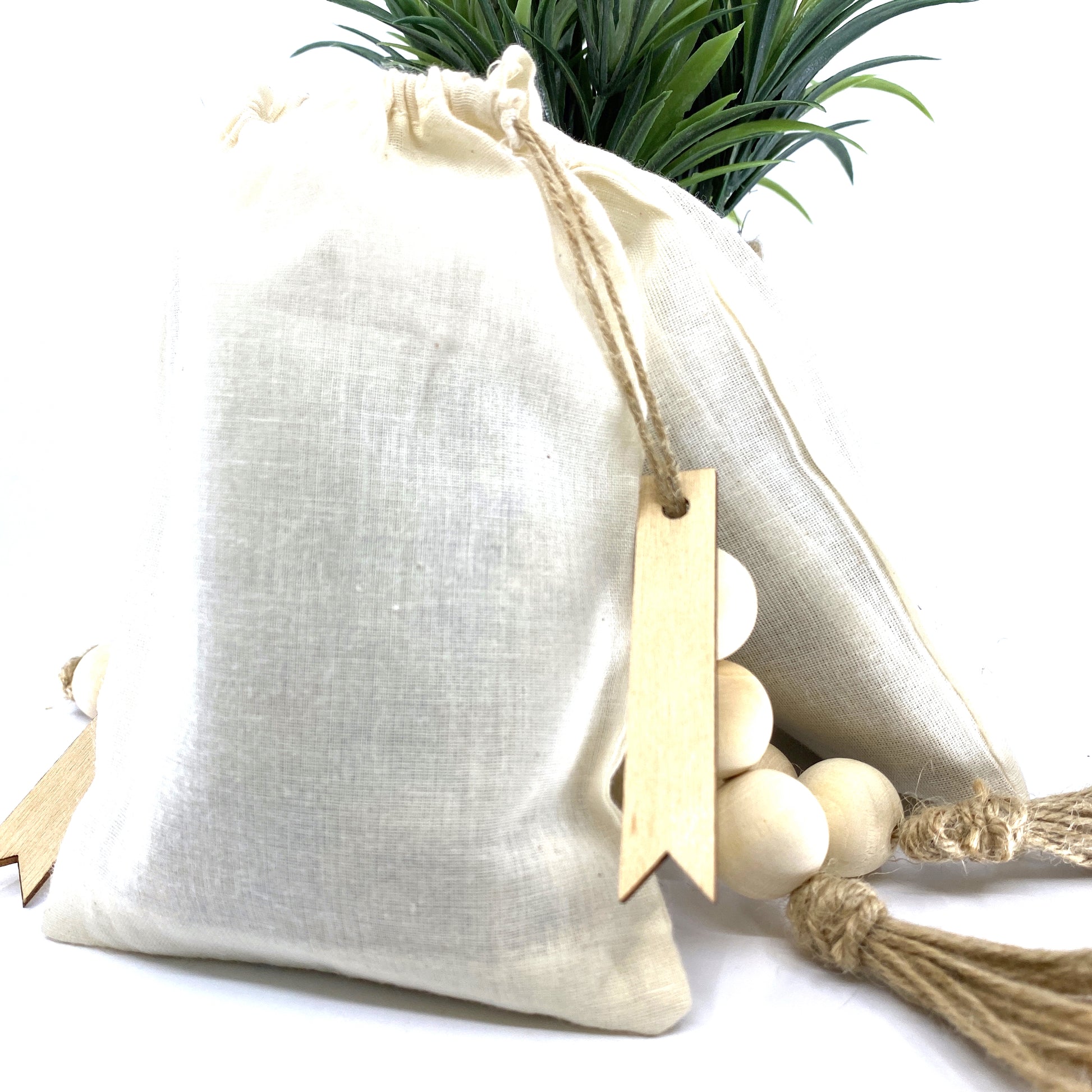 100% Naturally Dried Lavender Flowers, Jute & Wooden Beaded Drawstring Sack, 1/2 oz Sunsum®