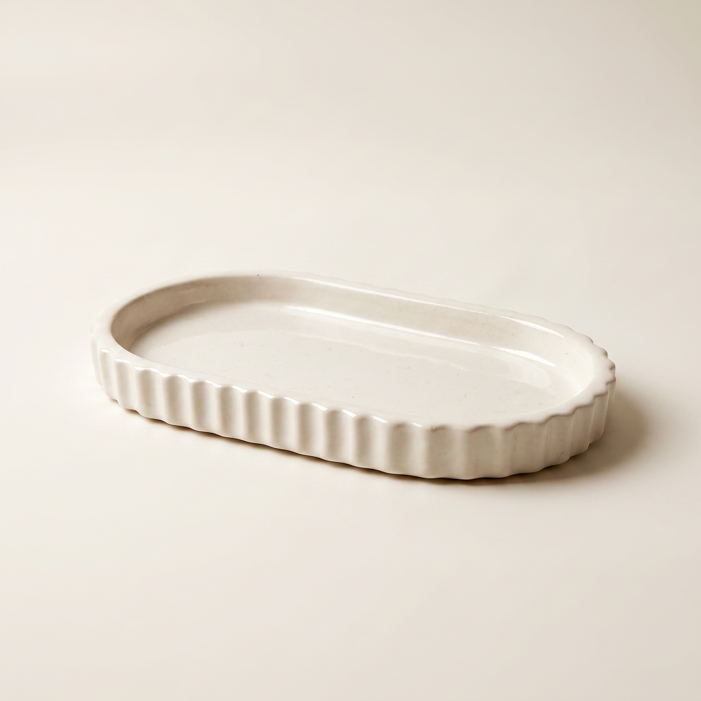 Scalloped Oblong Tray, Gypsum White 7"