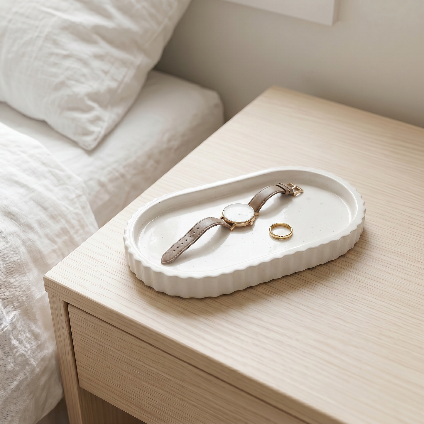 Scalloped Oblong Tray, Gypsum White 7"