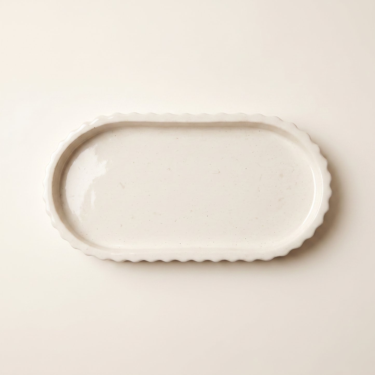Scalloped Oblong Tray, Gypsum White 7"