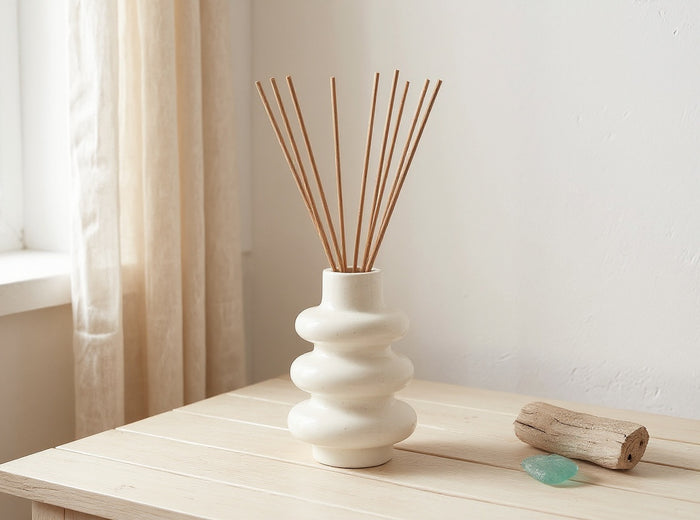The Stacked Bubble Vase Reed Diffuser Gift Set, Gypsum White 9"
