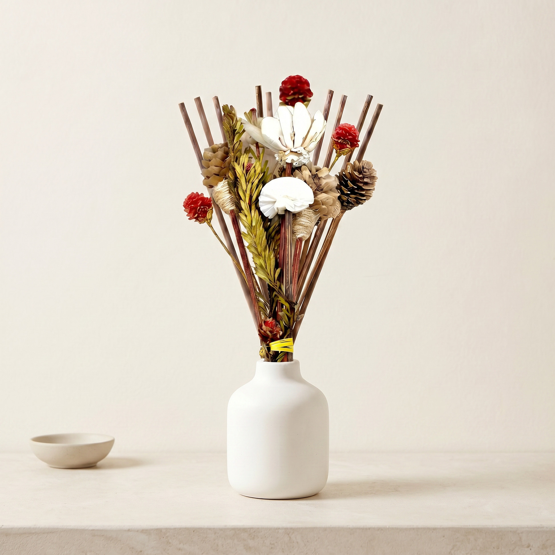 Mountain's Edge Reed Diffuser Sticks | Pine Cone & Botanicals Lifestyle | Sunsum®
