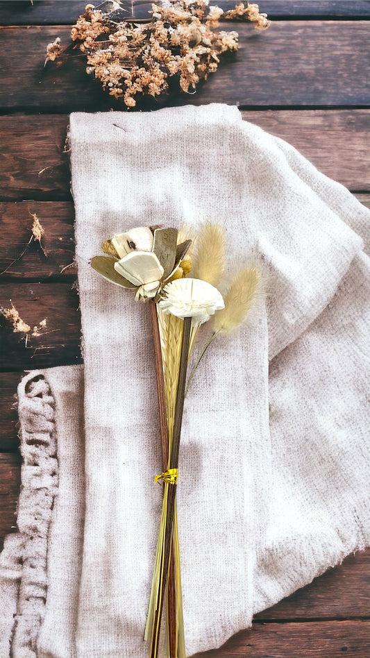 The Great Plains Rattan Wood Flower Reed Diffuser Sticks | Wheat, Pampas & Chamomile | Sunsum®
