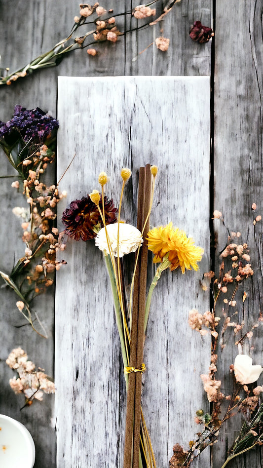 The Country Garden Rattan Wood Flower Reed Diffuser Sticks | Chrysanthemum & Chamomile | Sunsum®