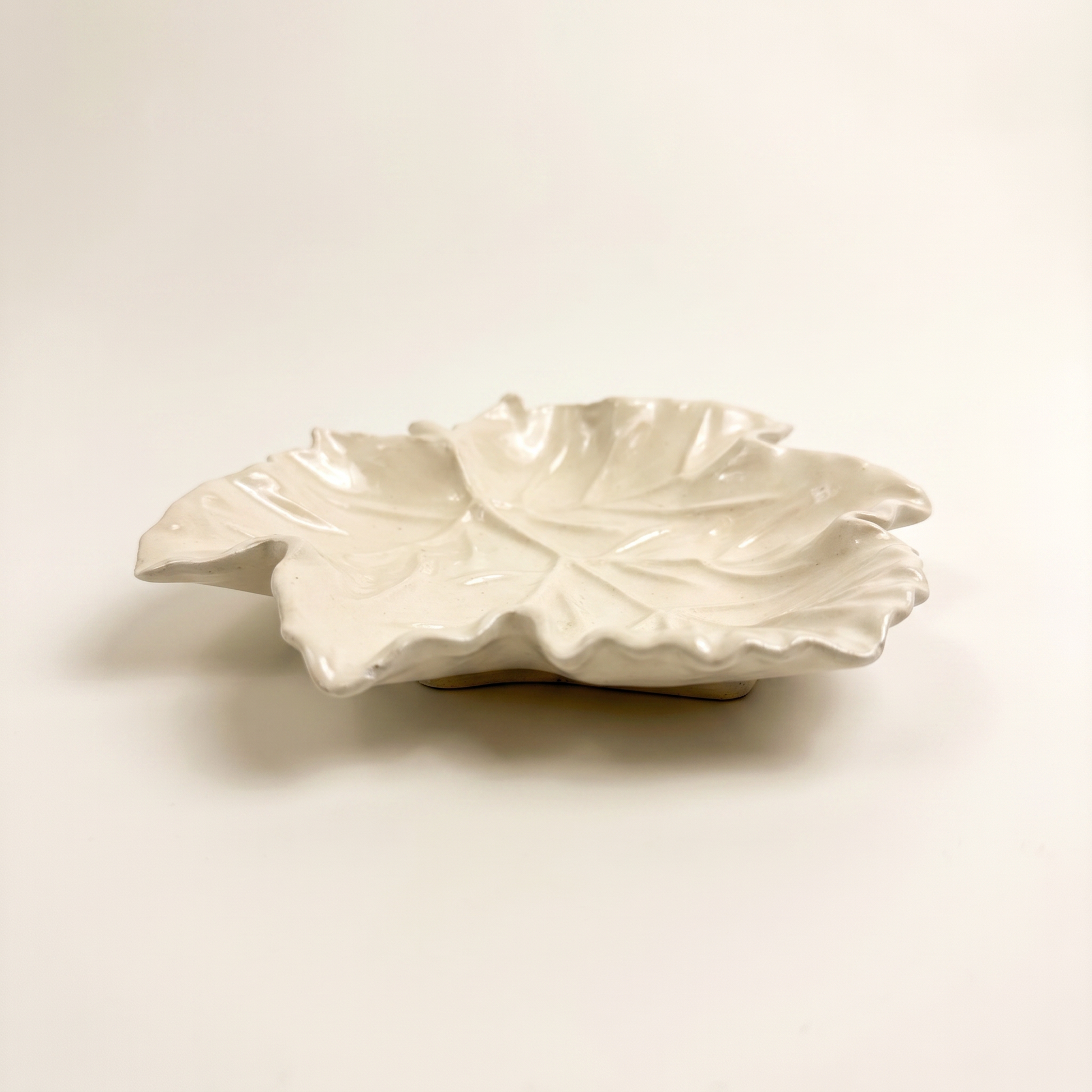 Maple Leaf Tray — Gypsum White, 6" | Decorative Trays | SUNSUM-X430 | hero front view | Sunsum®