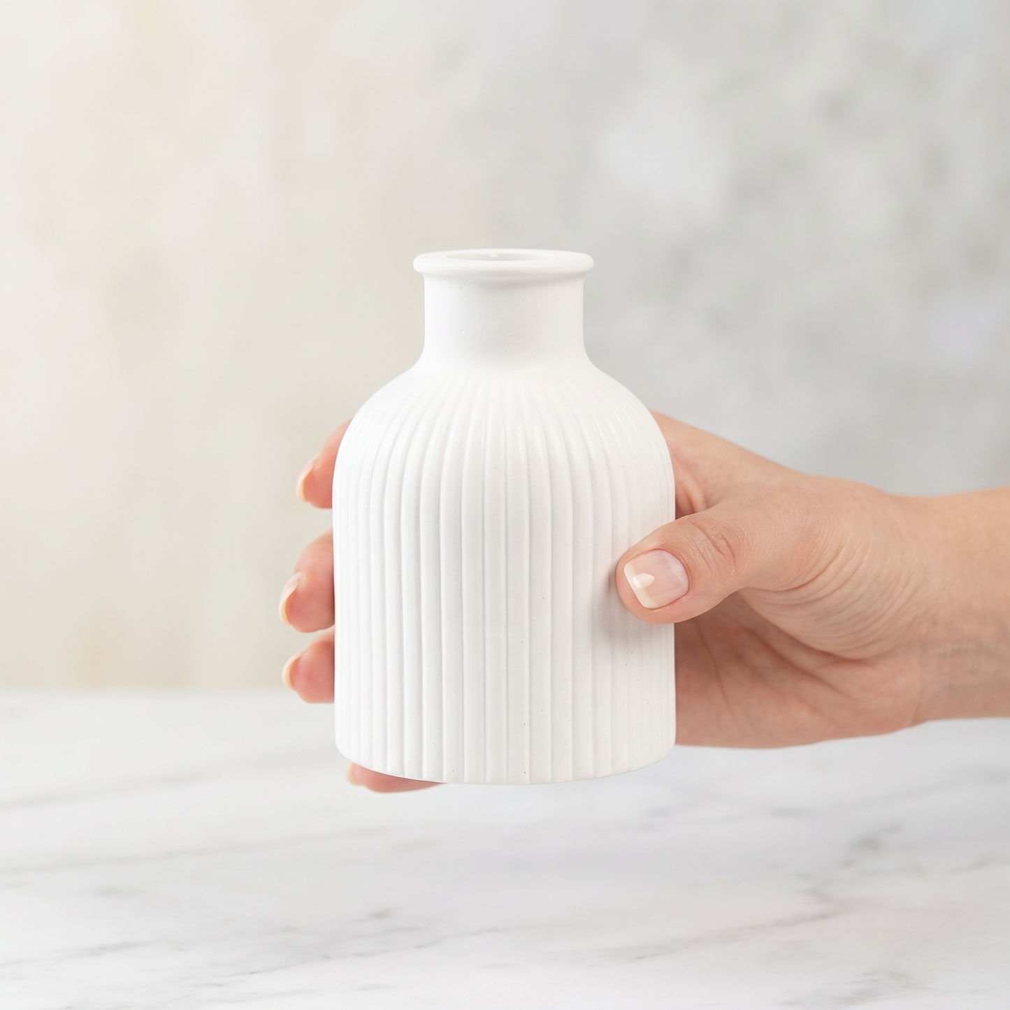 Ribbed Bottle Vase | Hand Scale Reference | Sunsum®