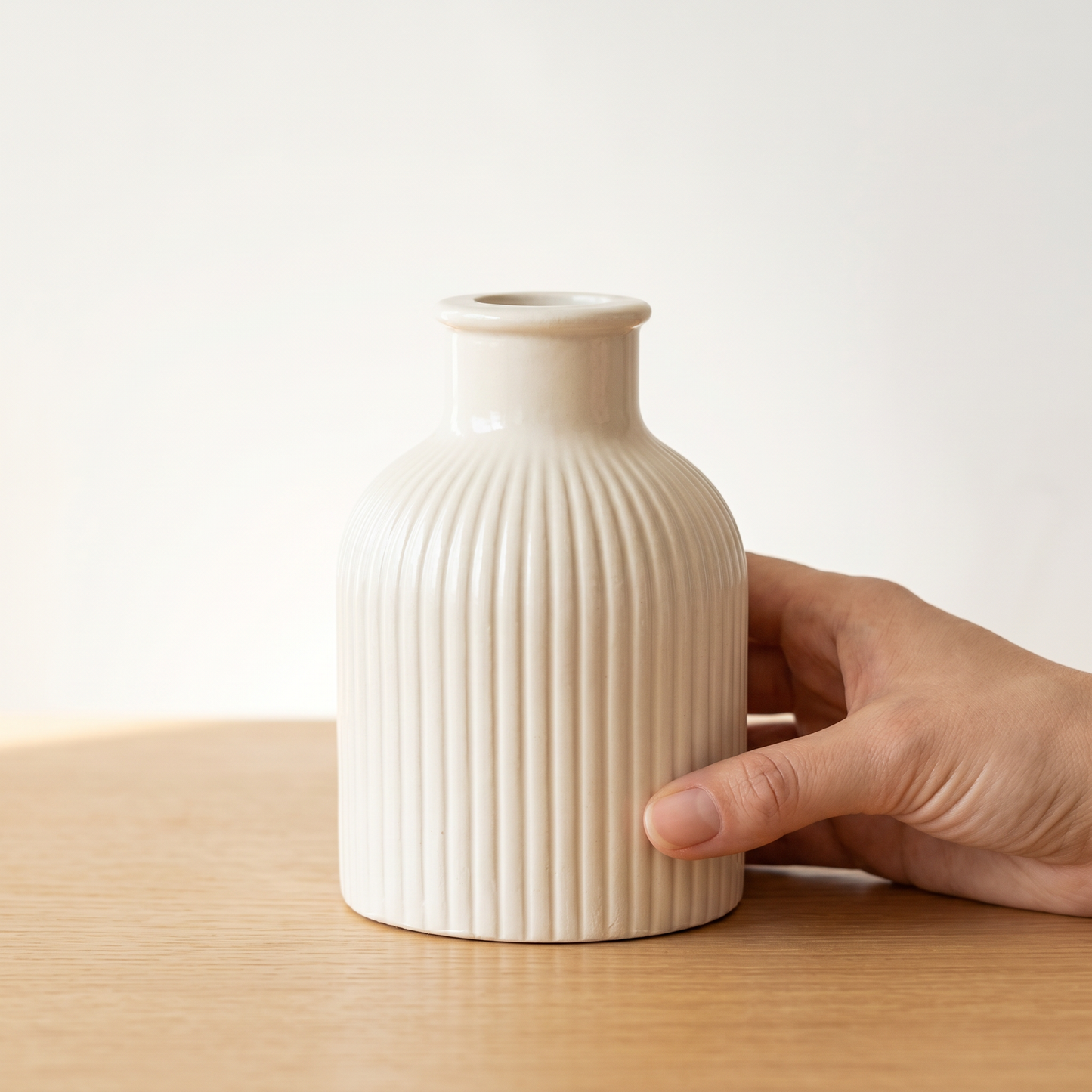 Ribbed Bottle Vase | Hand Scale Reference Alt | Sunsum®