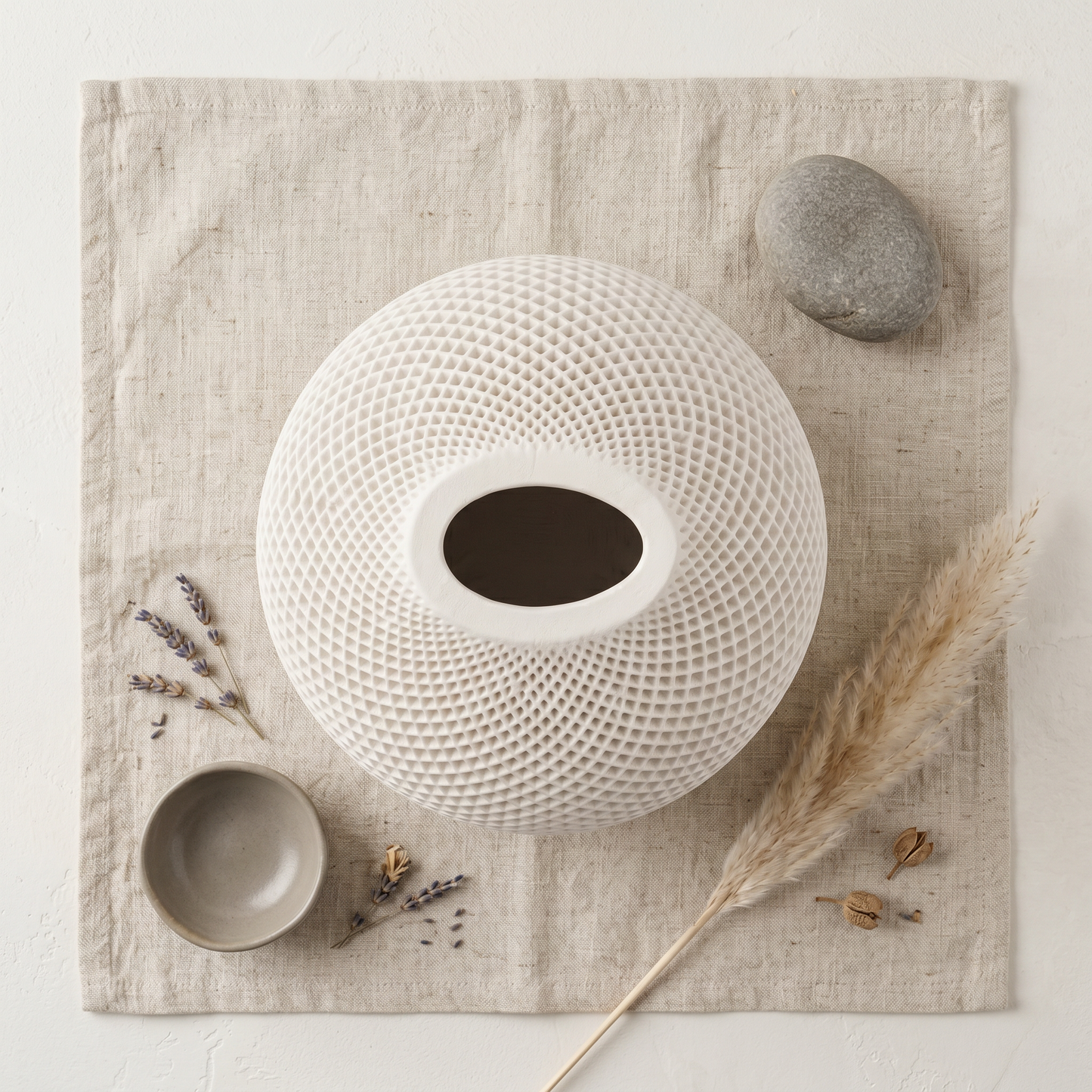 Teardrop Honeycomb Vase | Flat Lay | Sunsum®