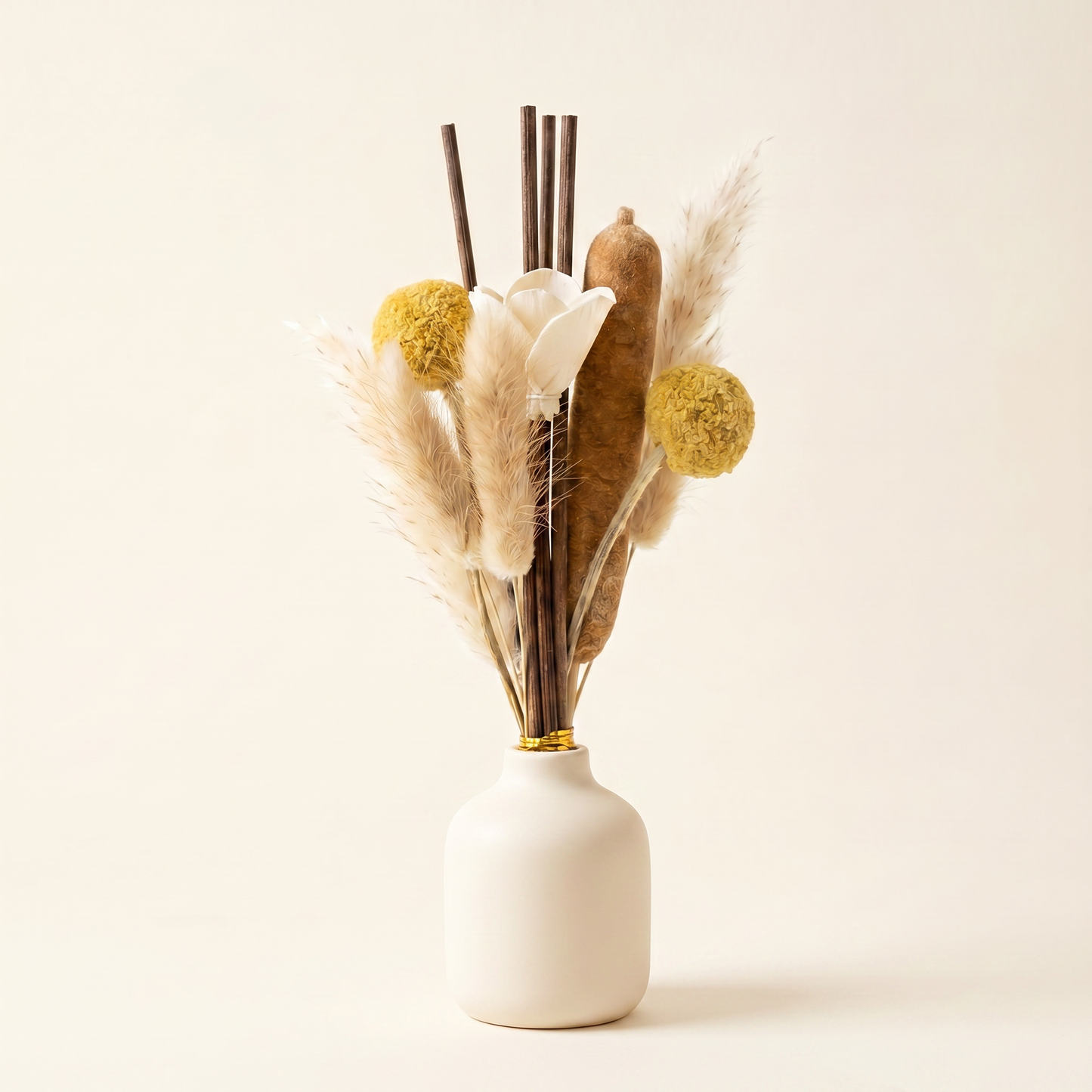 Wetlands Reed Diffuser Sticks | Cattails, Pampas & Craspedia Bundle | Sunsum®
