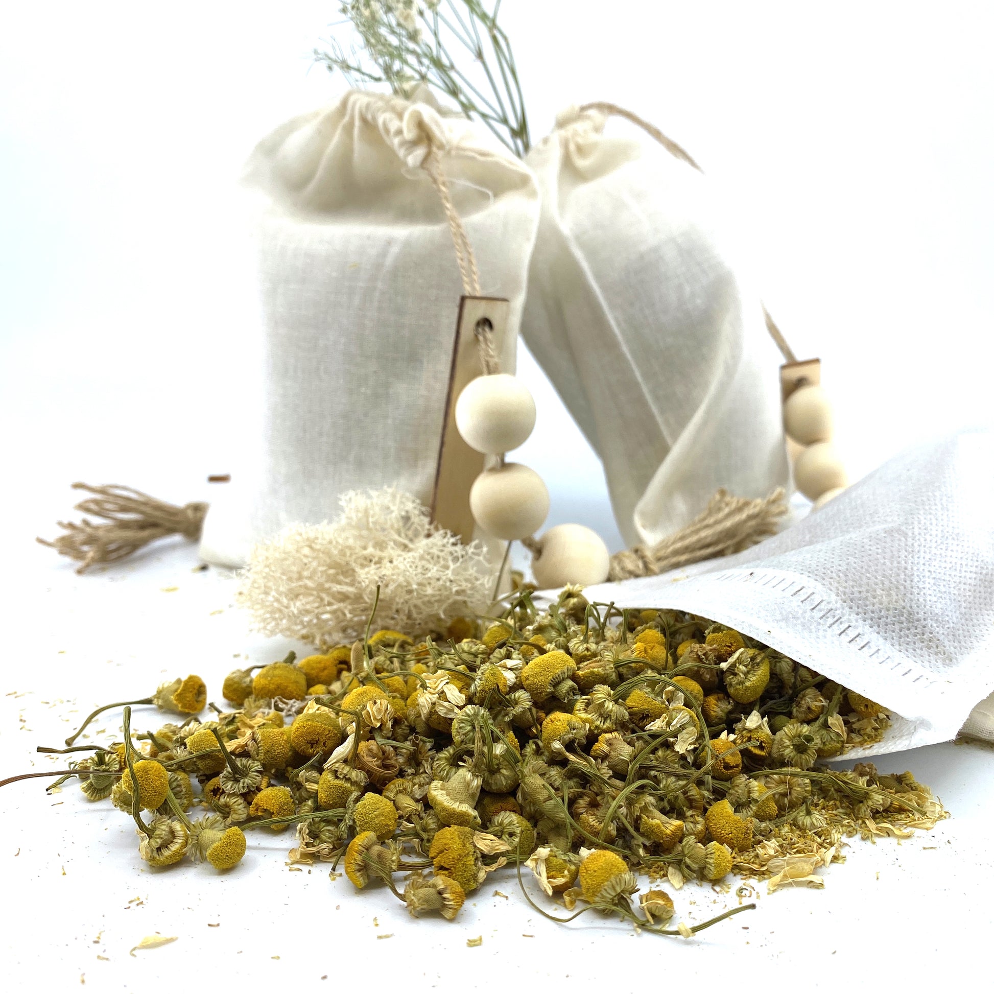 100% Naturally Dried Chamomile Flowers, Jute & Wooden Beaded Drawstring Sack, 1/2 oz Sunsum®