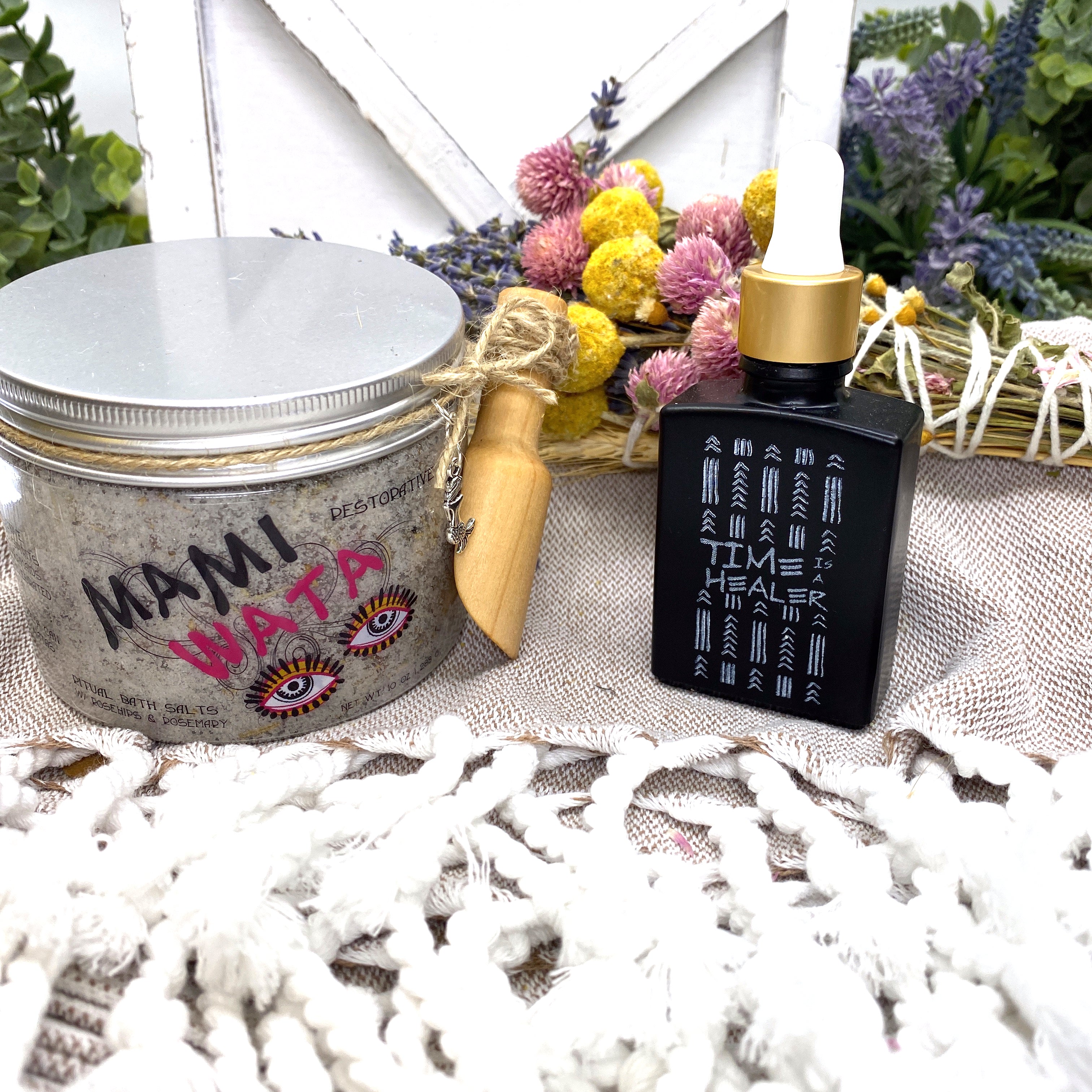 Petite Divine Chocolate Gift Set – Zee Bee Market LLC